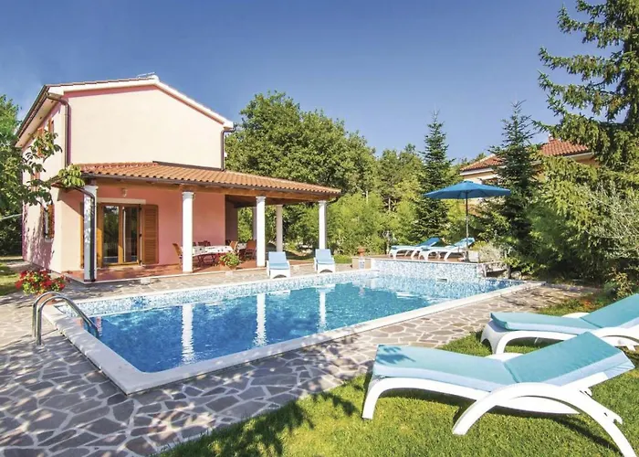 Valmonida Mit Pool By Interhome Vikendica