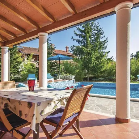 Valmonida Mit Pool By Interhome Holiday home Zminj