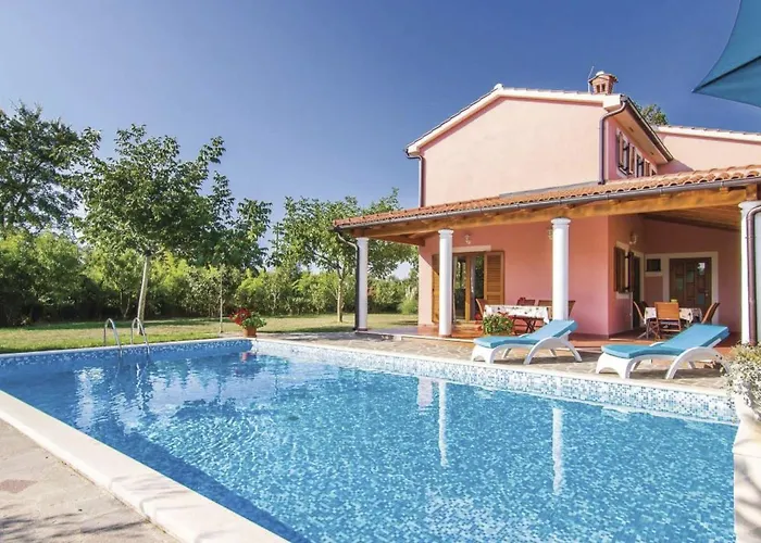 Holiday home Valmonida Mit Pool By Interhome
