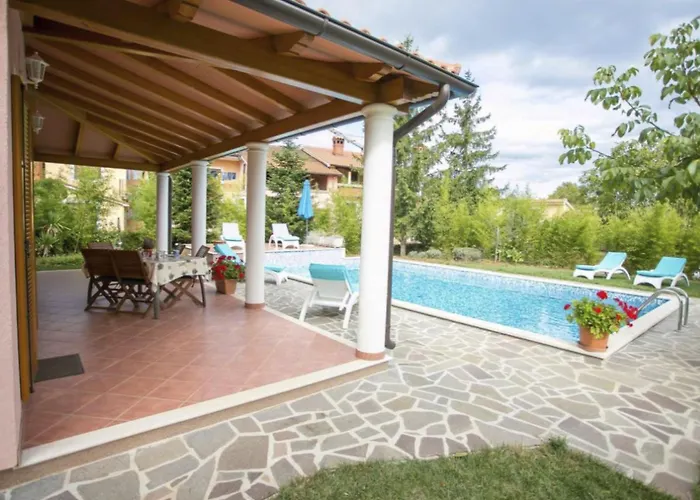 Valmonida Mit Pool By Interhome *